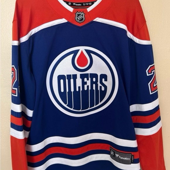 Edmonton Oilers Draisaitl Jersey-Men’s XS $80 - Picture 2 of 7